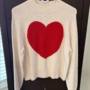 NWOT, Heart Design Cream Sweater